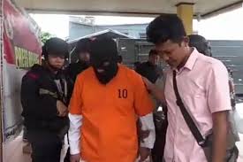 Nekat Buka Praktik Kedokteran di rumah Dokter Gadungan ini di Tangkap Polisi